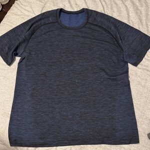 lululemon athletica Navy Heather Short Sleeve metal vent Tee